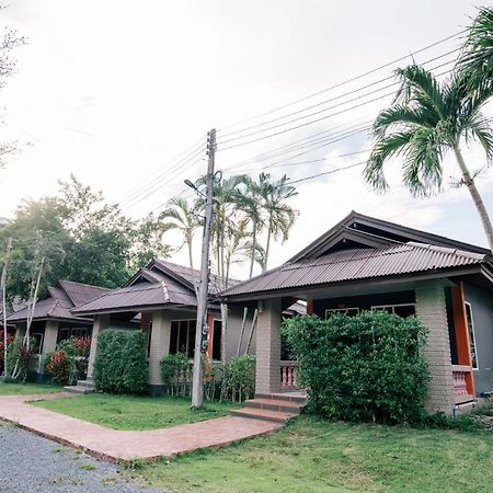 Frank Ao Nang Krabi Resort Eksteriør billede